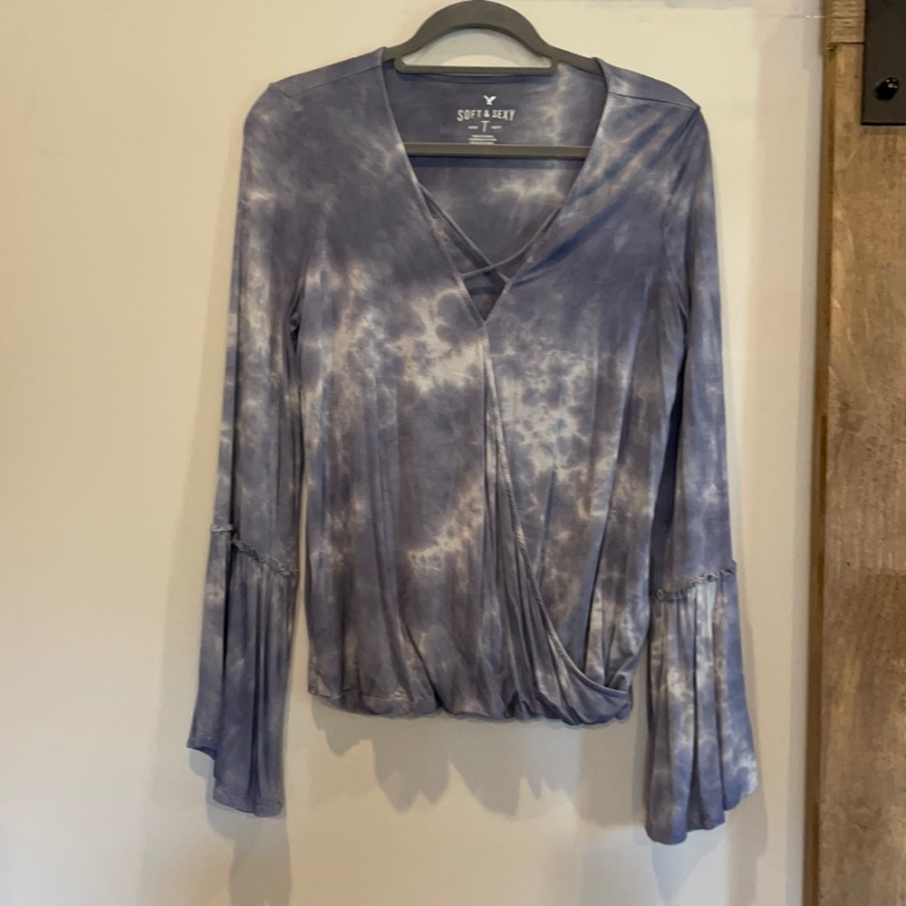 American eagle tie dye boho shirt